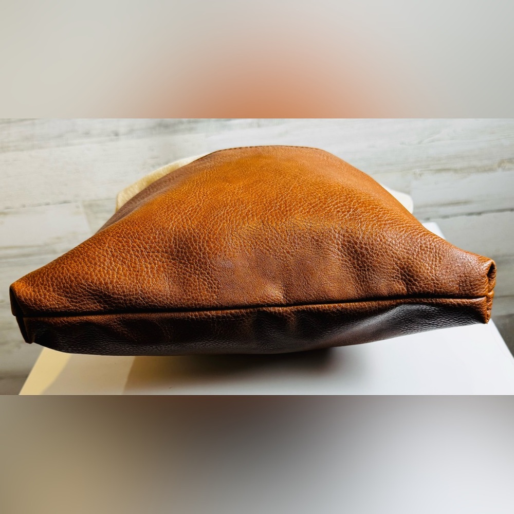 Free People Crossbody Purse & Satchel Purse Vegan Leather With Detachable Strap - Picture 4 of 12